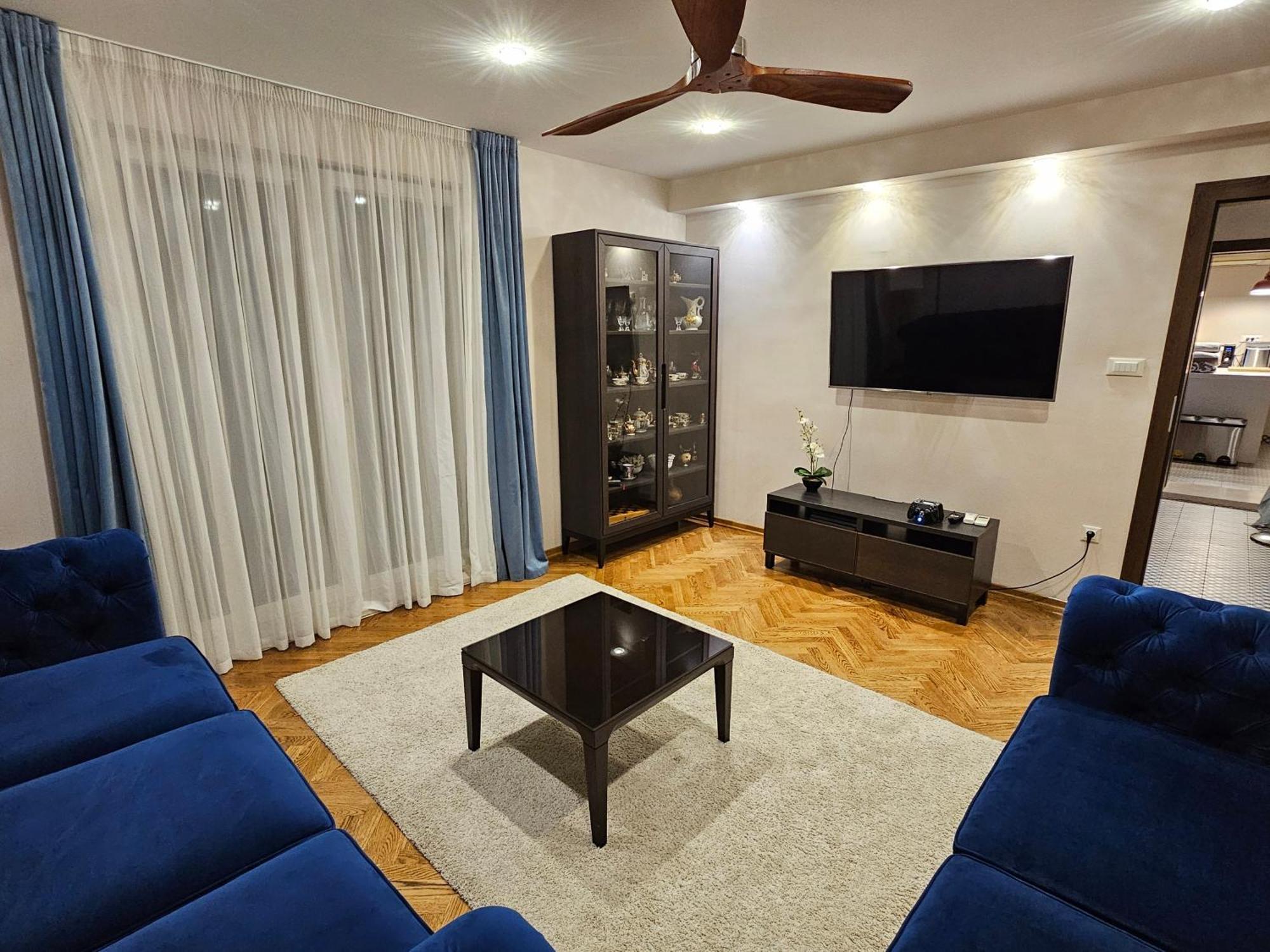 Villa Mater - Luxuriously Equipped Villa With A 15M Long Swimming Pool Zrnovnica Bagian luar foto